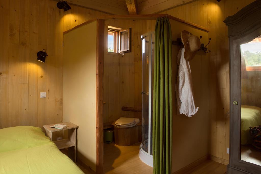 La Ferme De Cagnolle Bed & Breakfast Saint-Amand-de-Belves Dış mekan fotoğraf