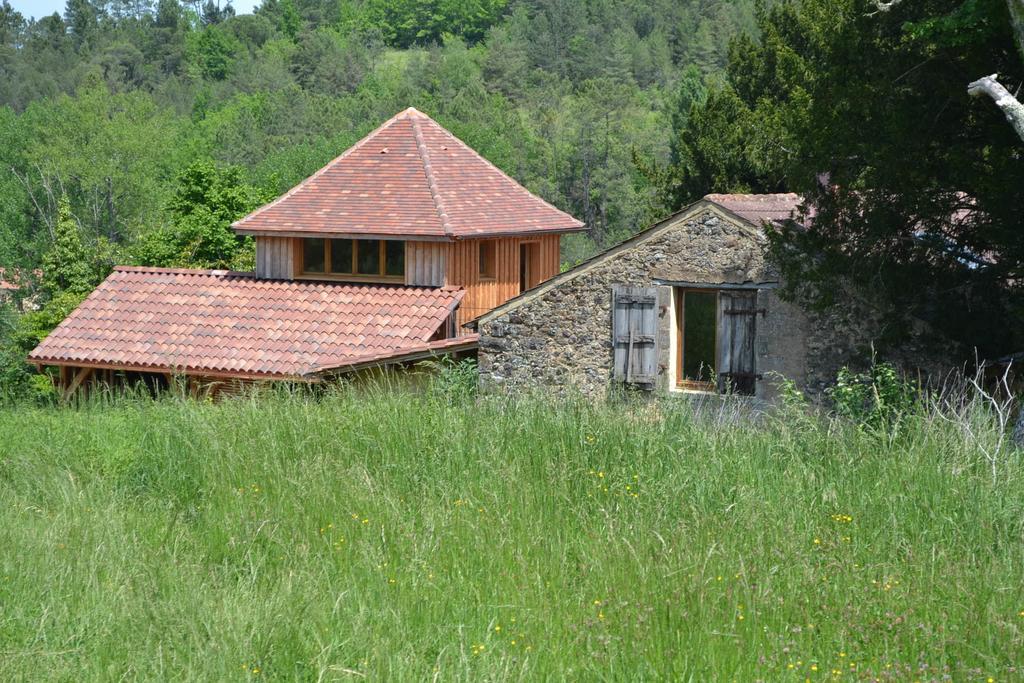 La Ferme De Cagnolle Bed & Breakfast Saint-Amand-de-Belves Dış mekan fotoğraf