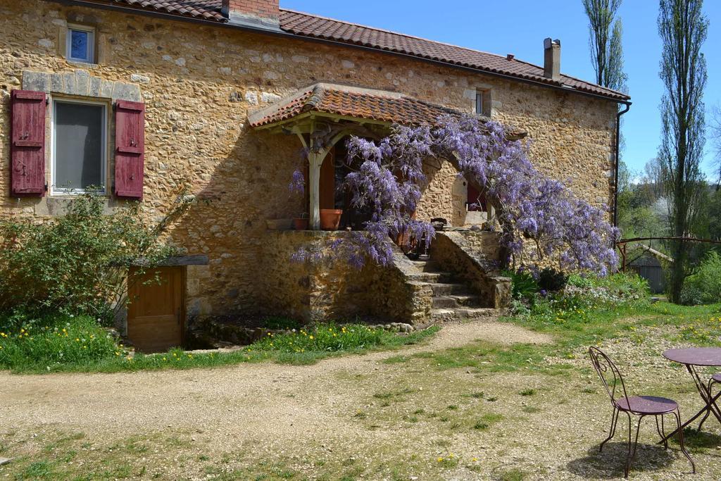 La Ferme De Cagnolle Bed & Breakfast Saint-Amand-de-Belves Dış mekan fotoğraf